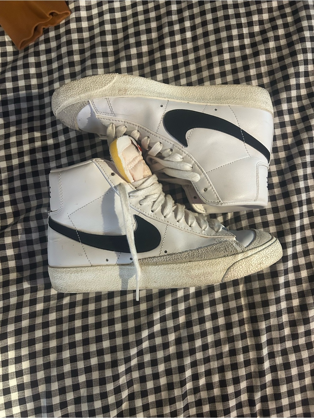 Nike blazers mid ‘77